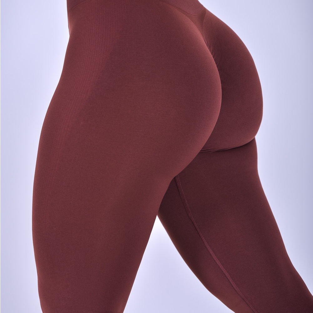 CLS Sport Wear High-Rise Sculpting Leggings - Brown - Picture 3 of 3